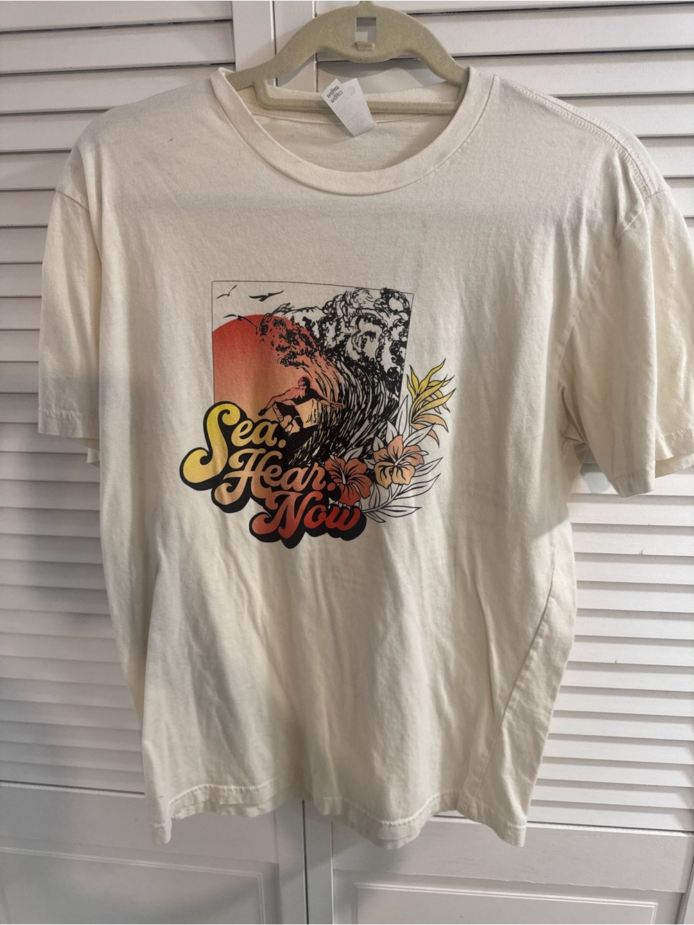 Sea Hear Now Graphic Tee - Cream Surf Design